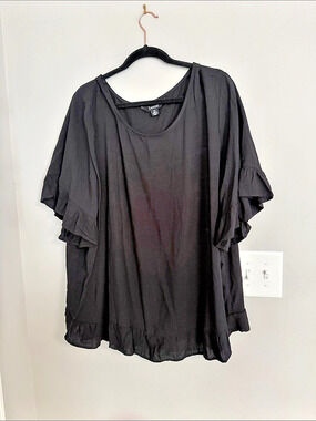 Beme Black Ruffle Sleeve Tunic Size 24 Like New